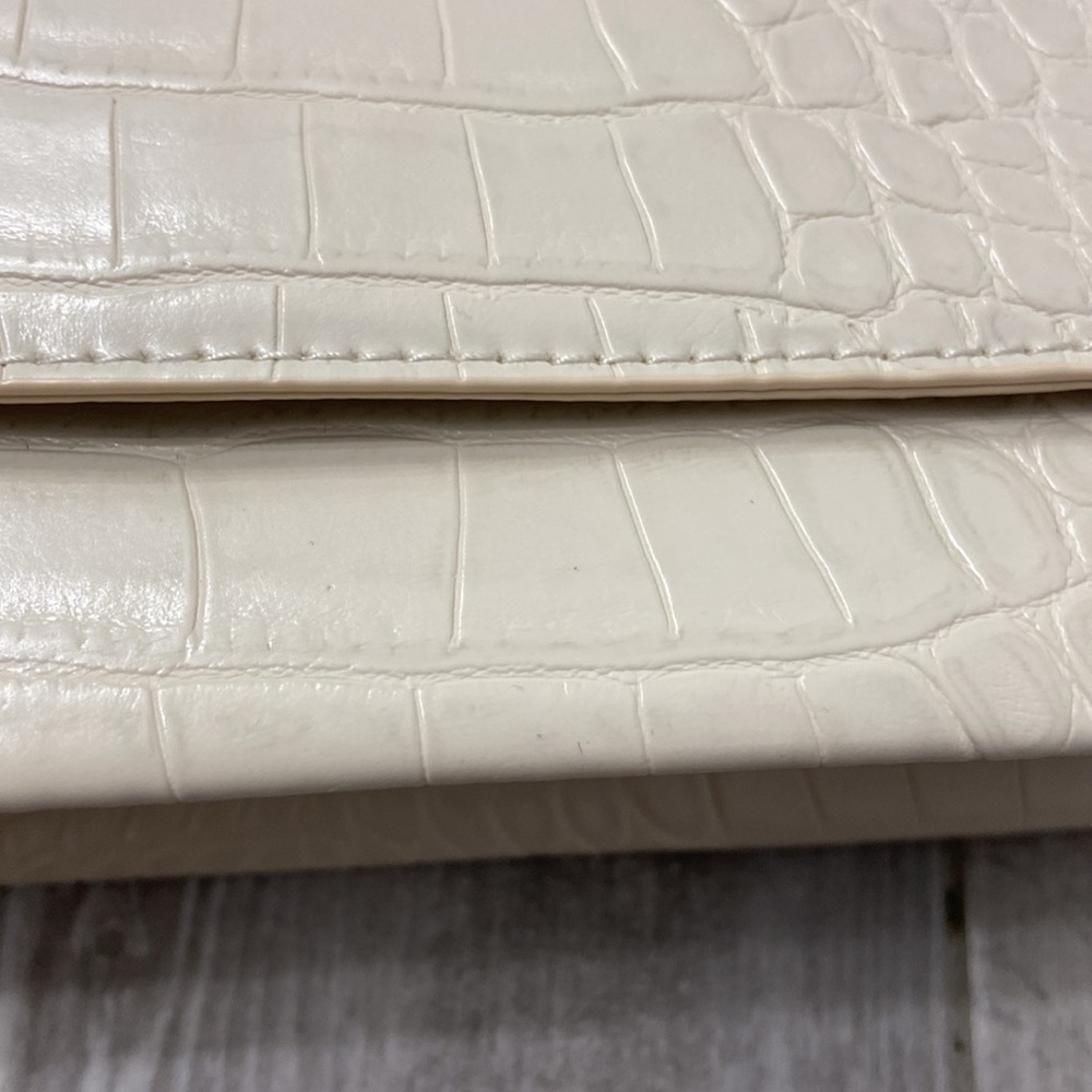 A New Day Vegan pebbled leather purse, like new - Picture 4 of 11